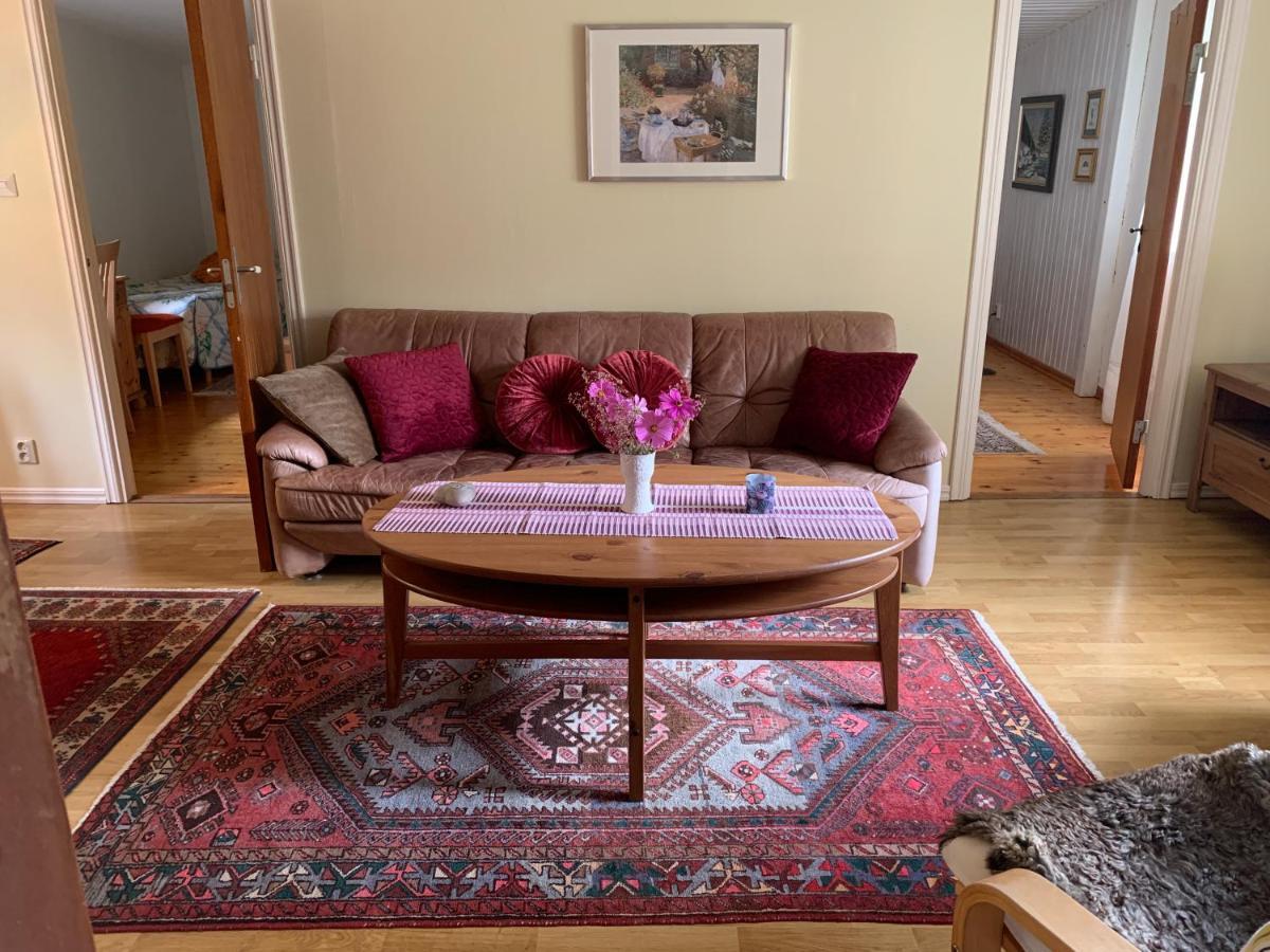 Almagarden Lantlig Miljoe Villa Svängsta Buitenkant foto
